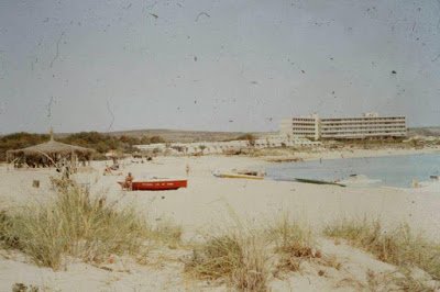 70 Nissi Beach, Пляжи