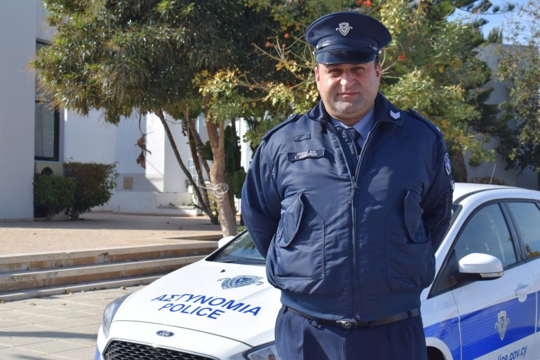 DSC 5292 в масштабе Полиция, Гиоргос Димитриу, Наркотест, Сотрудник по безопасности дорожного движения Фамагусты