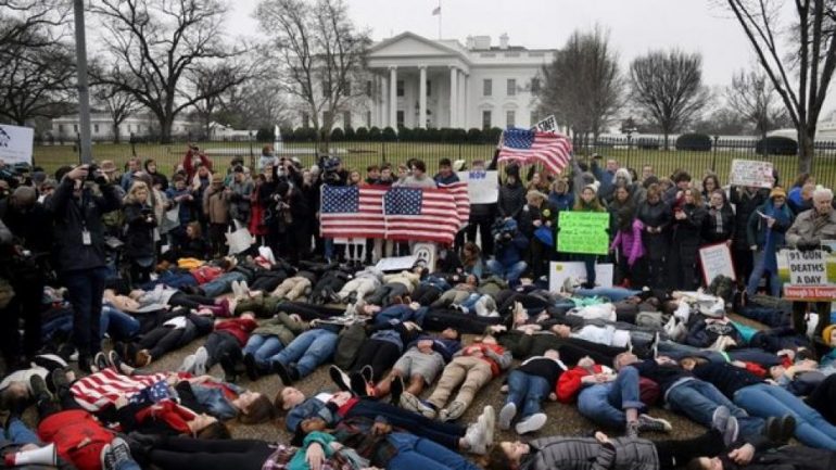 lo 16 PROTESTS, USA, WHITE HOUSE, Students