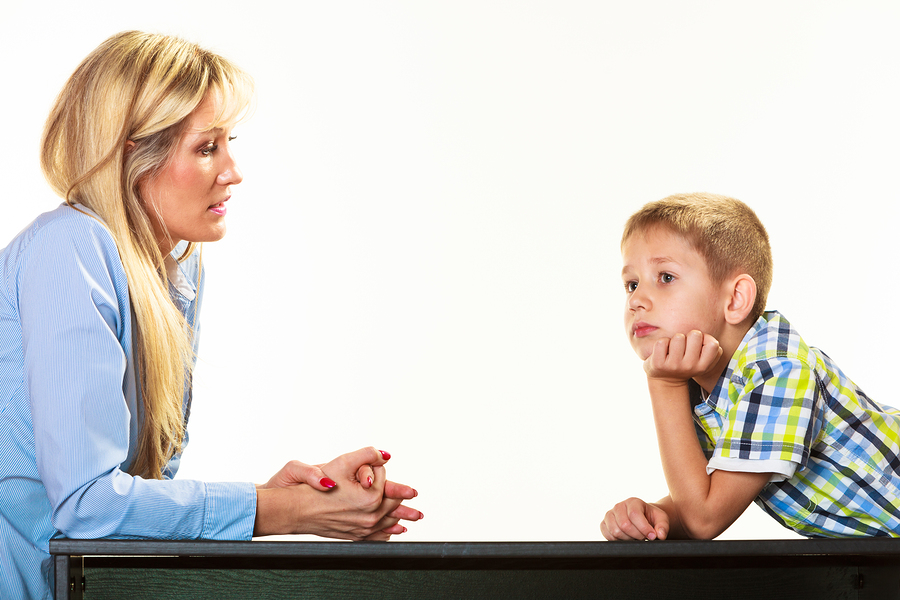 bigstock Mother Talking With Son Child 83206901 ψυχολογία