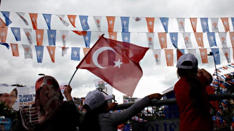 turkey election003 ΑΝΑΛΥΤΕΣ, ΕΚΛΟΓΕΣ ΤΟΥΡΚΙΑ, κάλπες, ΤΑΓΙΠ
