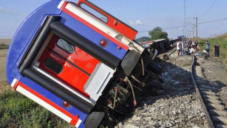 turkey train accident 78274 ΕΚΤΡΟΧΙΑΣΜΟΣ, ΝΕΚΡΟΙ, Τουρκία, ΤΡΑΥΜΑΤΙΕΣ, ΤΡΕΝΟ