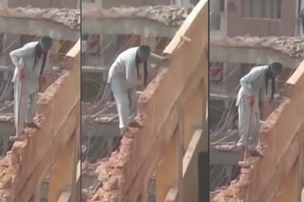 Crazy demolition workers Επαγγέλματα