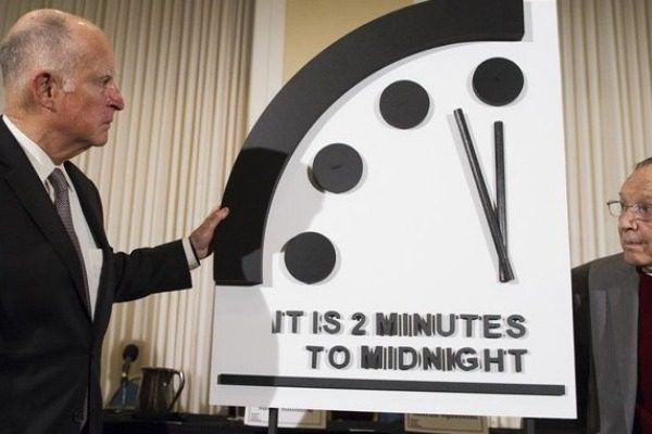 Apocalypse Clock: Two minutes before midnight and total destruction