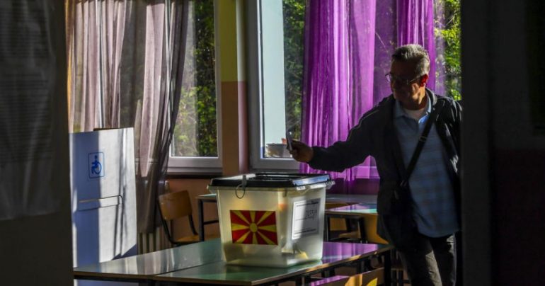 skopia ekloges Elections, ballot boxes, Skopje, Participation, Candidate