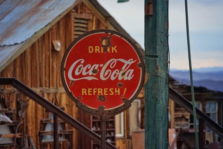 Το επτασφράγιστο μυστικό που κρύβει η Coca Cola για πάνω από 130 χρόνια