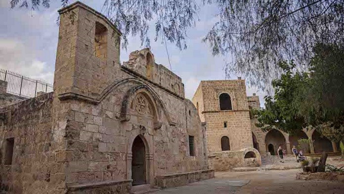 ΜΟΝΑΣΤΗΡΙ ΑΓΙΑ ΝΑΠΑ ΚΥΠΡΟΣ Ιερά Μητρόπολη Κωνσταντίας-Αμμοχώστου, Μεσαιωνικό Μοναστήρι Αγίας Νάπας