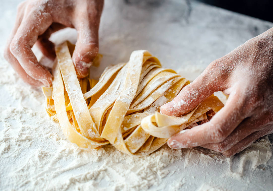 shutterstock 1112458160 pasta, Italy, Naples, producers
