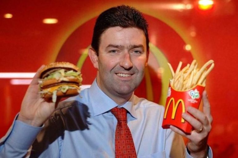 McDonald`s: Απολύθηκε ο CEO της αλυσίδας λόγω παράνομου δεσμού