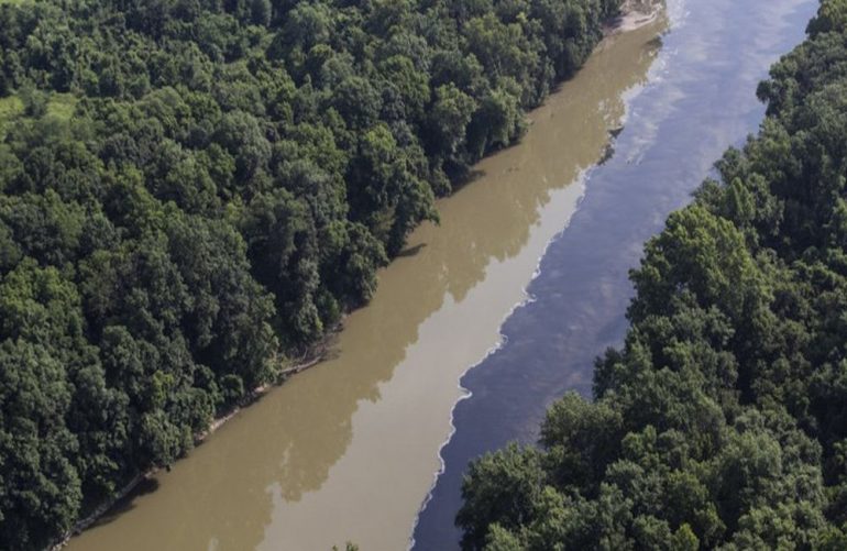 river Kentucky βαρέλια με ουίσκι, ΗΠΑ, οικολογική καταστροφή, ποτάμια, ποταμός Κεντάκι, Πρόστιμο, ΠΥΡΚΑΓΙΑ