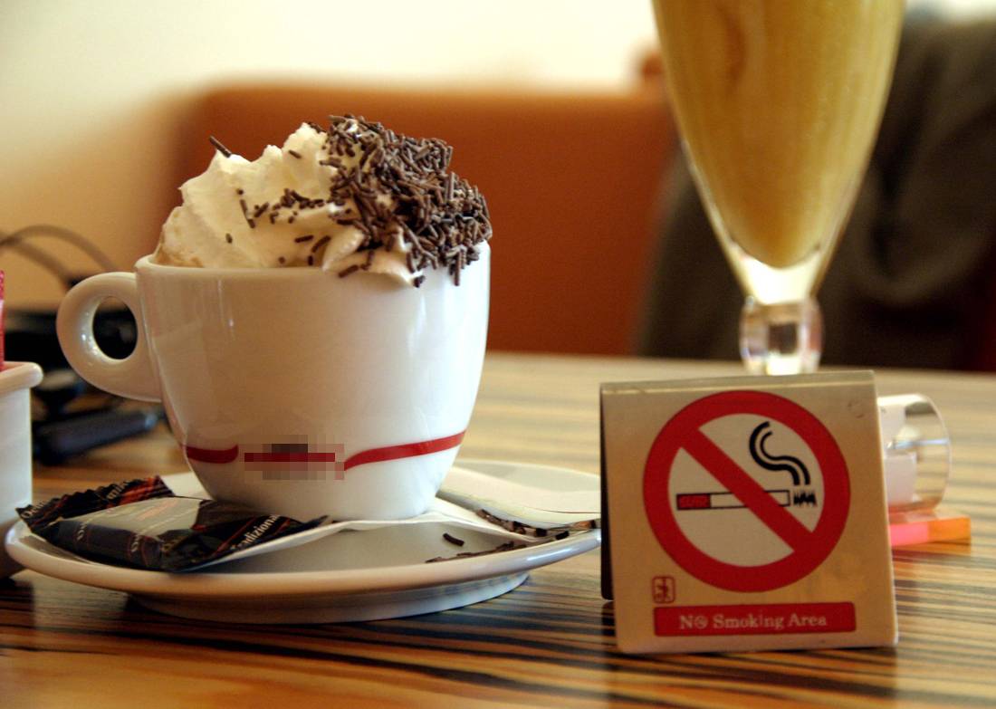 1200530 anti-smoking measures, anti-smoking law, smokers, citizens, cigarette, flirting