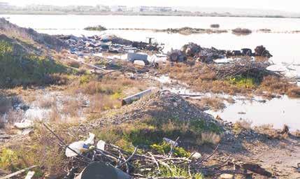 2 5 Lake Paralimni, rubble, Garbage
