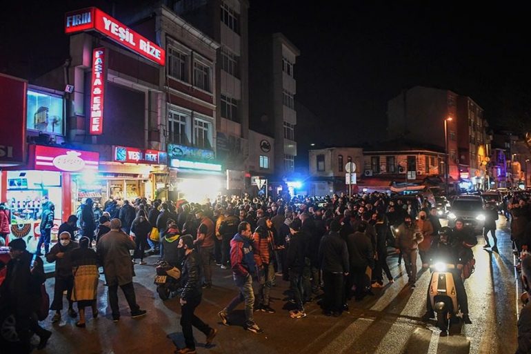 Τουρκία: Εικόνες χάους μετά την απόφαση για «λουκέτο» στις μεγάλες πόλεις