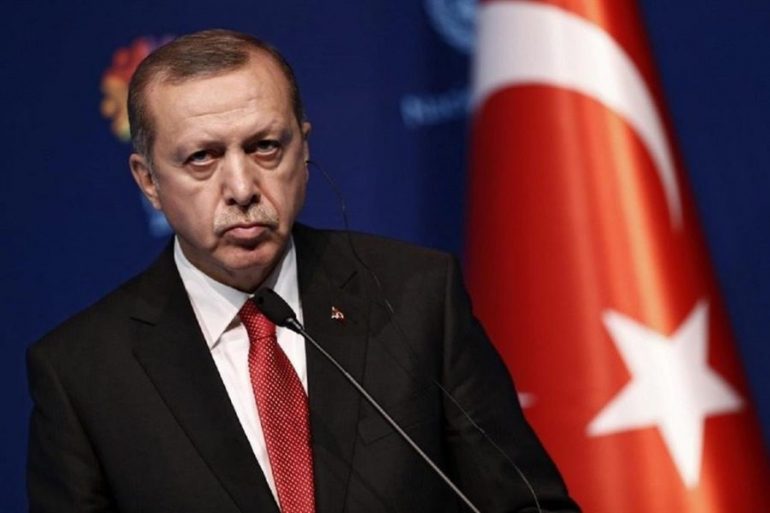 Ερντογάν: «Προκαλούμε τους εχθρούς μας σε ξηρά, αέρα και θάλασσα»