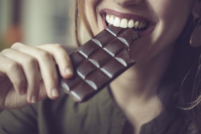 dark chocolate benefits bar chocolate