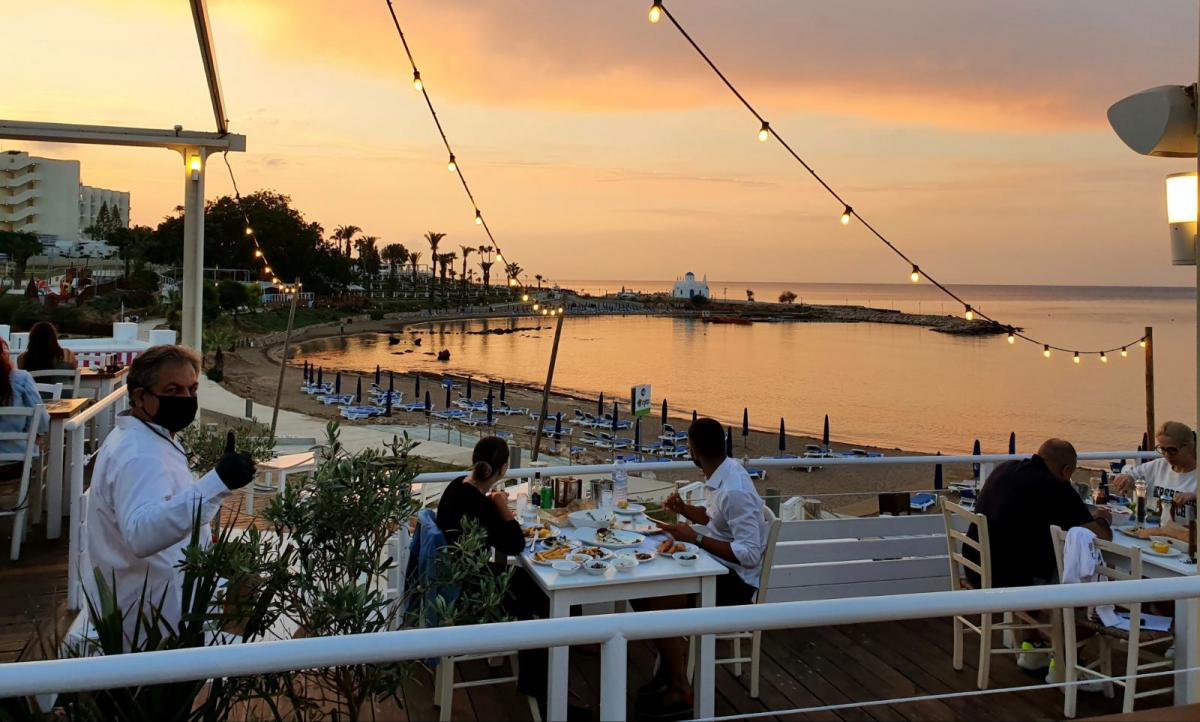 foto kalamies 1 0 эксклюзив, NAVA Seaside, Vassos Psarolimano, ресторан Kalamies, река Лиопетри