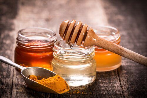 5 31 ANTI-AGING, EXERCISE, SKIN, SPACES, MASK WITH HONEY, honey, WRINKLES