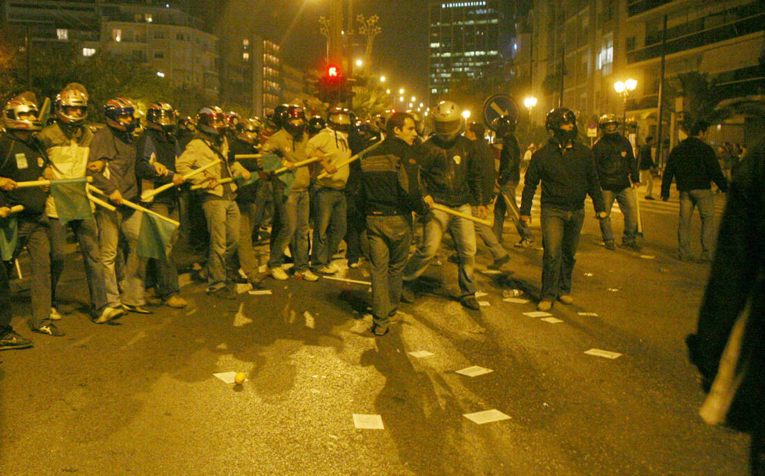 2006 17 November Polytechnic, anti-authoritarians, EPISODES, anniversary of Polytechnic, MAT, Polytechnic, marches