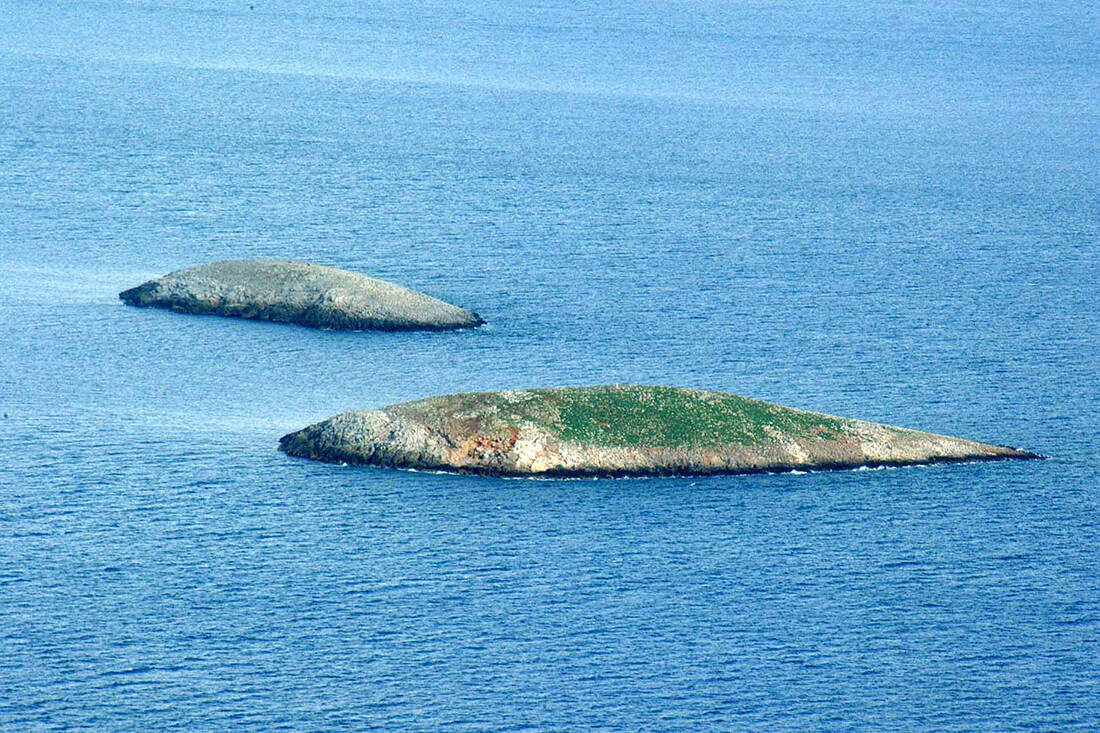 364136 Эгейское море, скалистый островок, Греция, США, Имиа, Турция