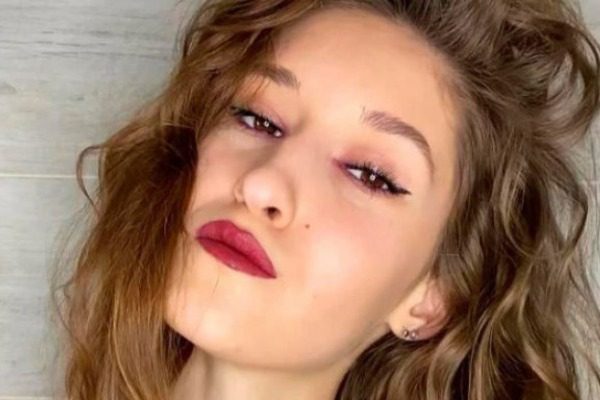 19-летняя дочь российского магната, связанного с Путиным, найдена мертвой