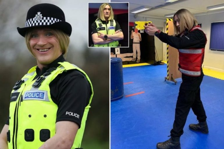 A police officer with 20 years of service now goes to the Department with a wig and lipstick