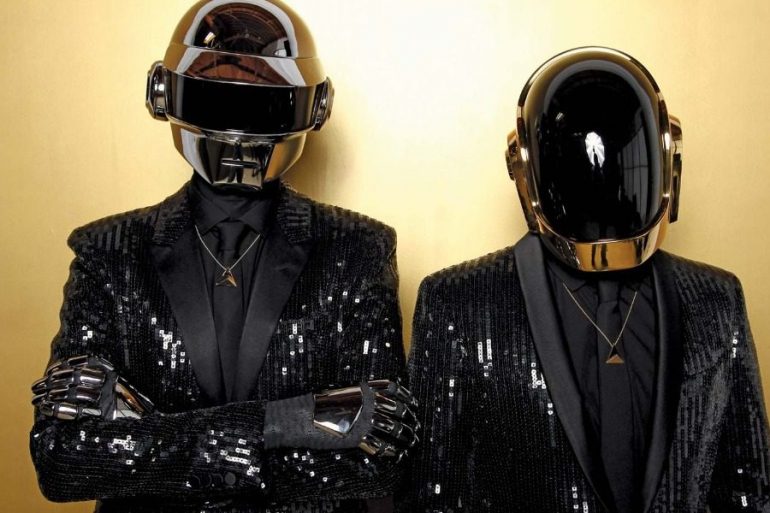 «Бомба» в электронной музыке: Daft Punk объявили о своем роспуске