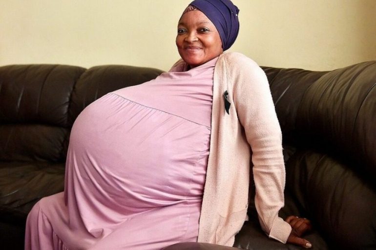 A woman from South Africa gave birth to twelve