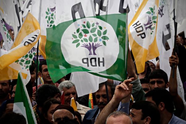 turkey crackdown on the kurdish political movement 600x402 1 Eρντογάν, καταστολή, ΚΟΥΡΔΟΙ, Τουρκία