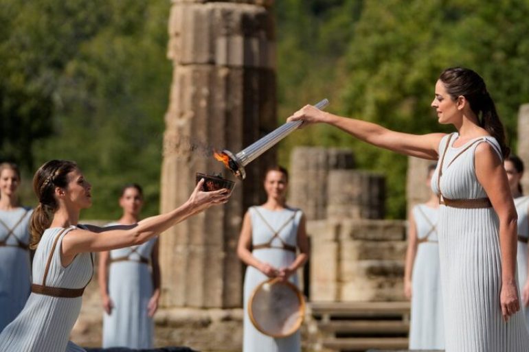 Афи флогас Olympia Reuters 768x480 1 Древняя Олимпия, олимпийский огонь, олимпийские игры, пекин 2022
