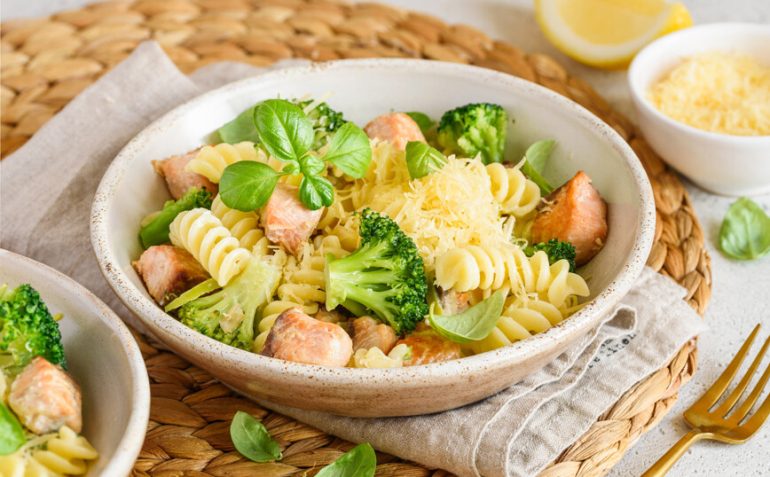 fusilli with salmon cooking recipes