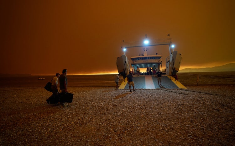 greece fires 3 3 Associated Press, world, the best photos of the week