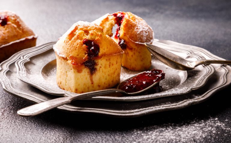 muffins with raspberry jam συνταγές μαγειρικής