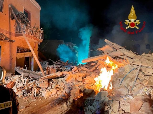 italyek Italy, apartment building collapse