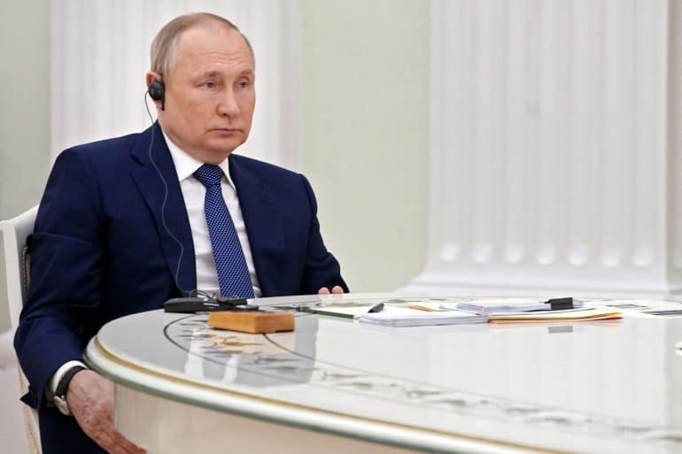 2022 02 07t163443z 1694327913 rc24fs9raakj rtrmadp 5 ukraine crisis macron putin Vladimir Putin
