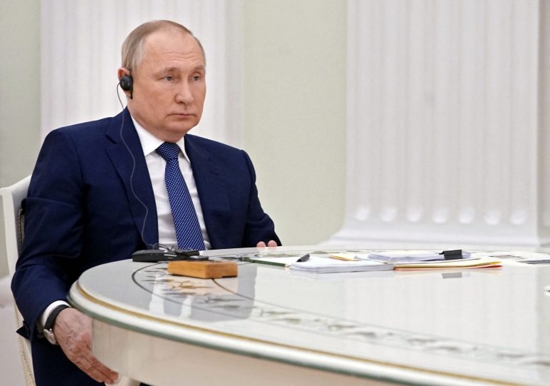 2022 02 07t163443z 1694327913 rc24fs9raakj rtrmadp 5 ukraine crisis macron putin Vladimir Putin, Russia