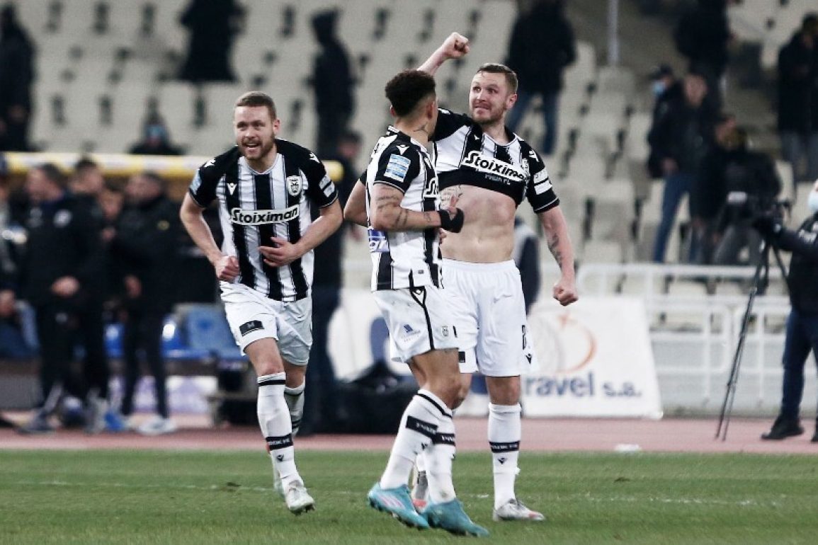 Аек афины паок. Çlewek PAOK igruska.