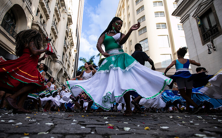 Танец в Бразилии