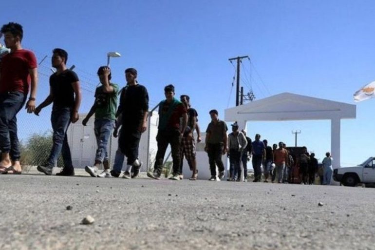 b metanastes αιτητές ασύλου, Κύπρος, Μετανάστες, Ποσοστά