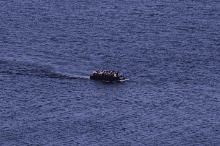 Screenshot 2 16 Migrants, boat