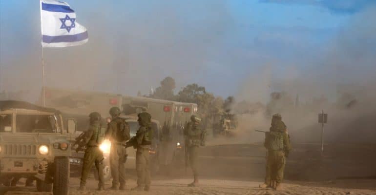 израильские солдаты 1 атакуют Иран, Израиль, Тель-Авив