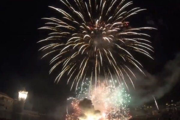 France: Terrible accident at fireworks show