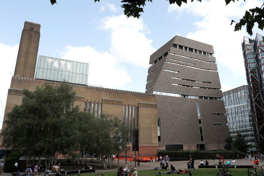 London: Life for a teenager who pushed a minor from the 10th floor of Tate Modern