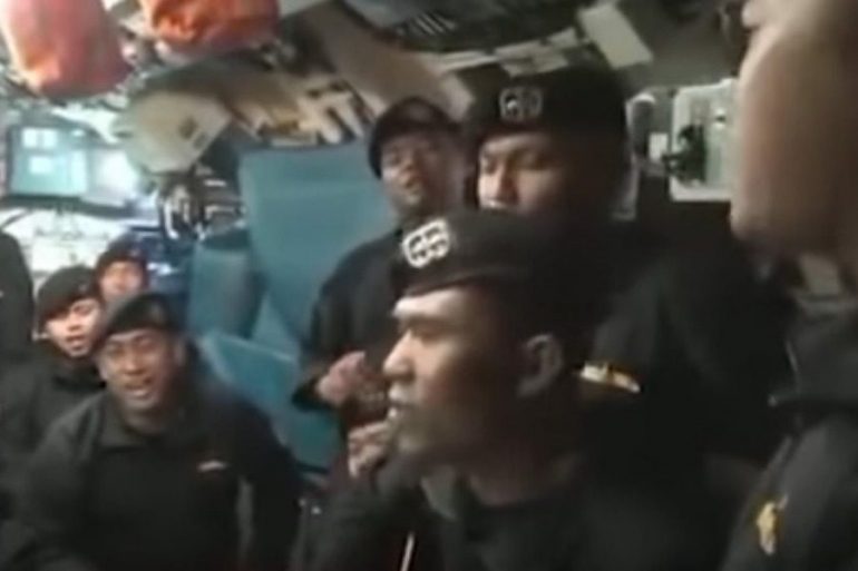 Indonesia: Creepy video with submarine crew singing "goodbye"