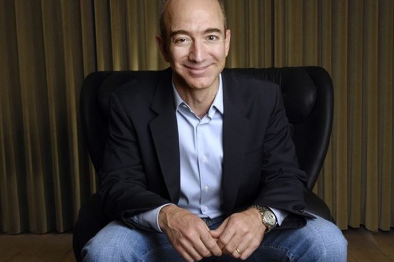 Forbes: These are the richest people on the planet - At the top again Bezos, followed by Musk