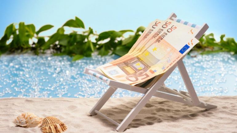 dmfs m8a3 summer holiday money saving tips 1