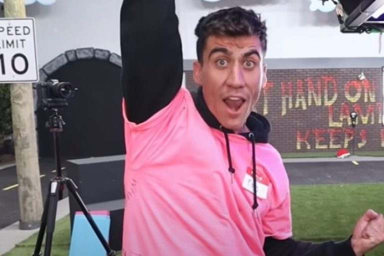 feidias panagiotou Lamborghini, Tik Tok, ΑΜΕΡΙΚΗ