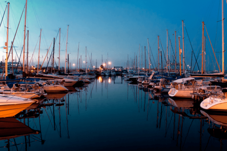 cyprus larnaca boats in marina at sunsetpng Ανάπτυξη, επενδυτές, λιμάνι, Μαρίνα