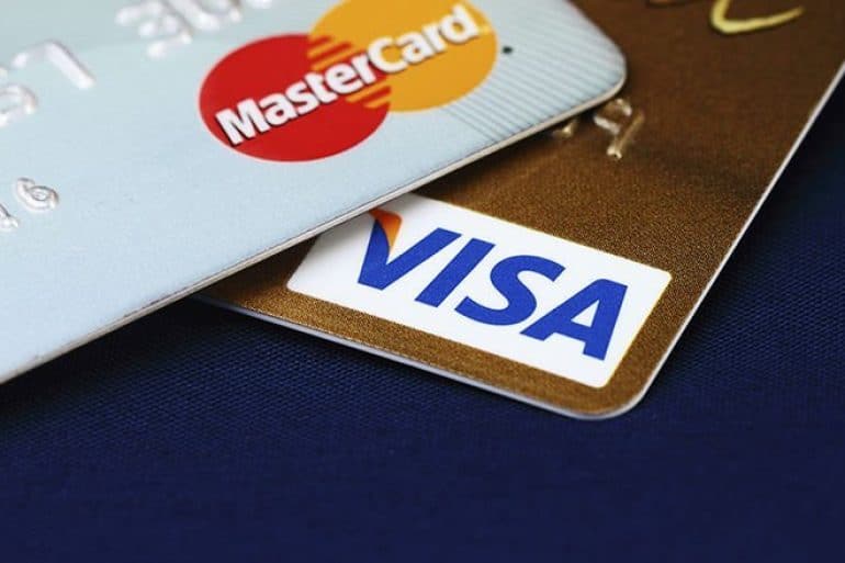 visa mastercard creditcard1 OPPOSITION, Increases, Banks