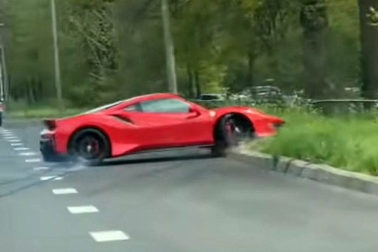 1 18 09 08 57 3 Ferrari, Video, SPEED, Rolling
