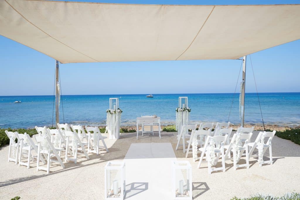 Wedding by the sea Advertorial, Γαμήλιος τουρισμός